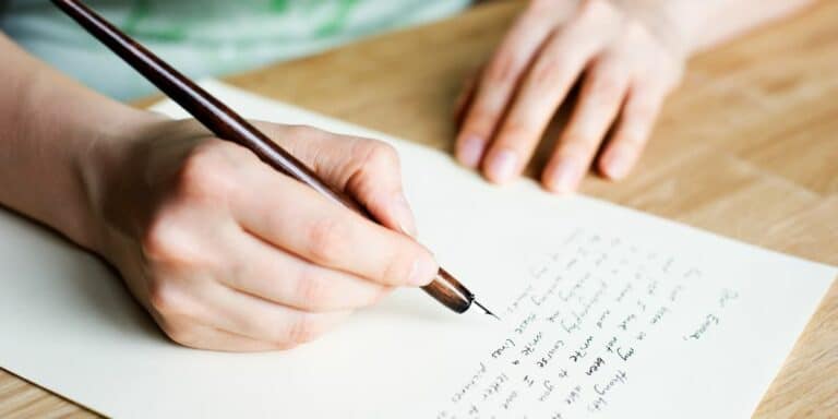 Format of how to write a letter : Valuable tips and samples