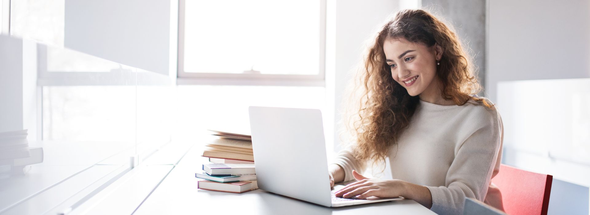 Paraphrasing and Summarizing in Thesis Writing