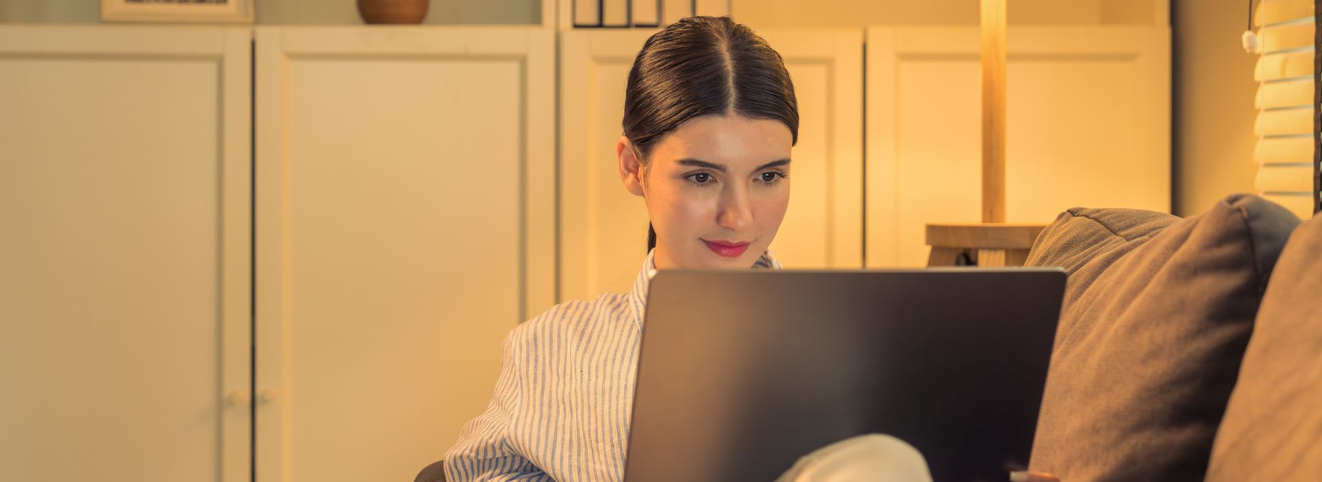 automate digital downloads delivery